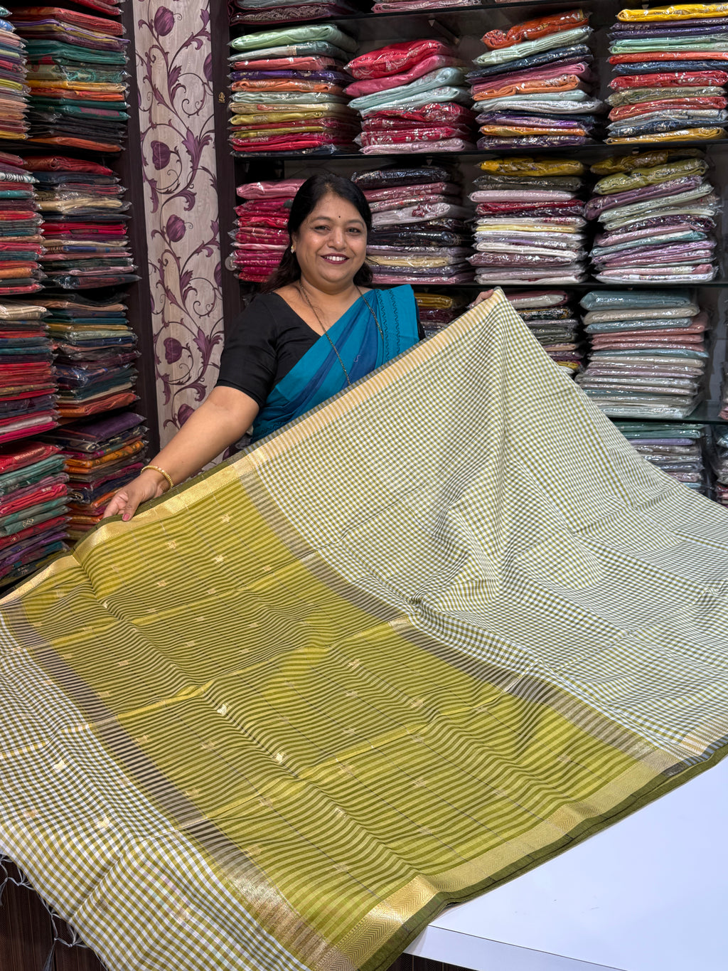 Vrinda Cotton Checks Saree – Classic Comfort, Everyday Elegance