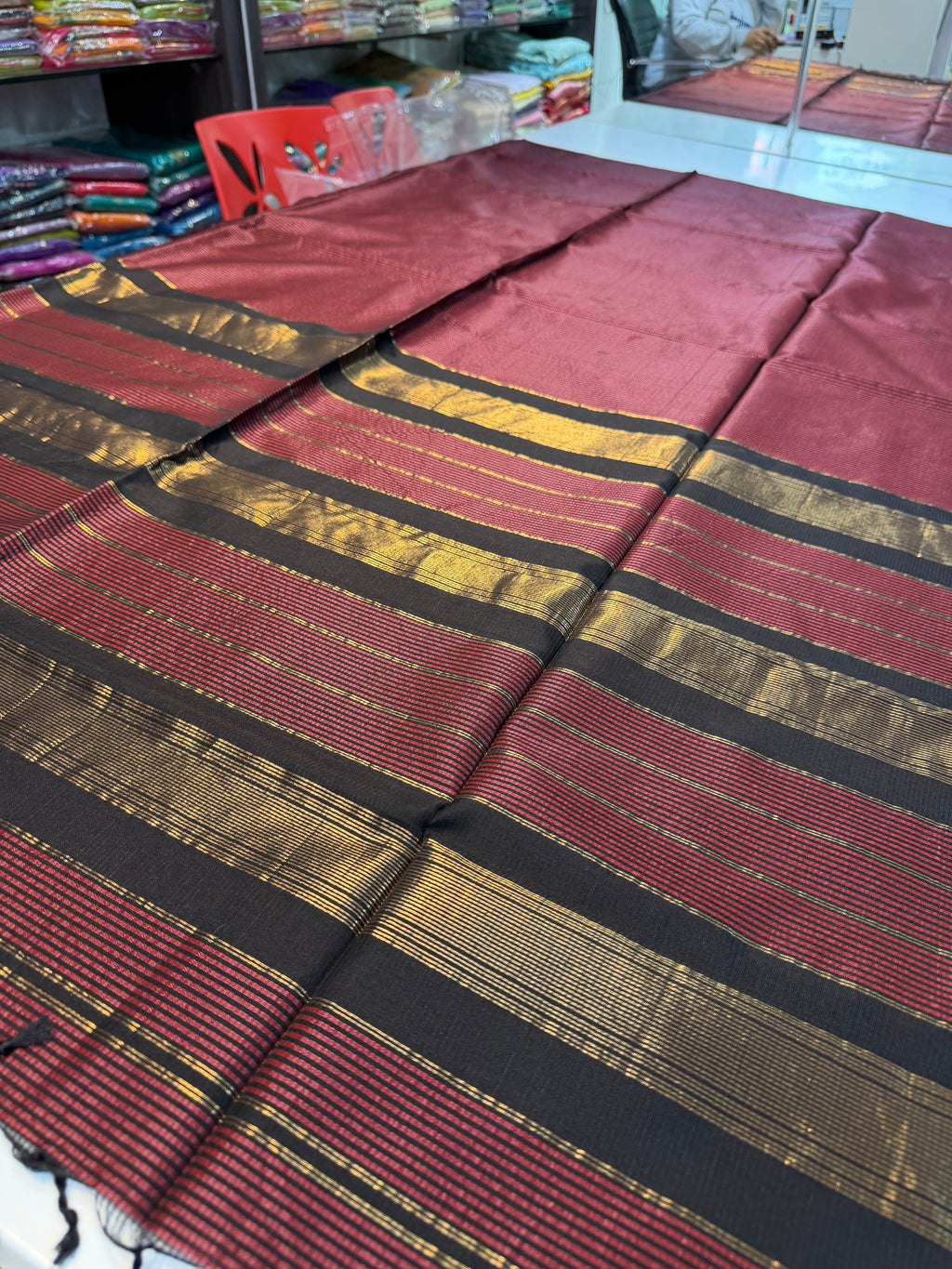 Handloom Garbhreshmi Maheshwari Saree – Pure Malbari Silk | Traditional Handwoven Elegance