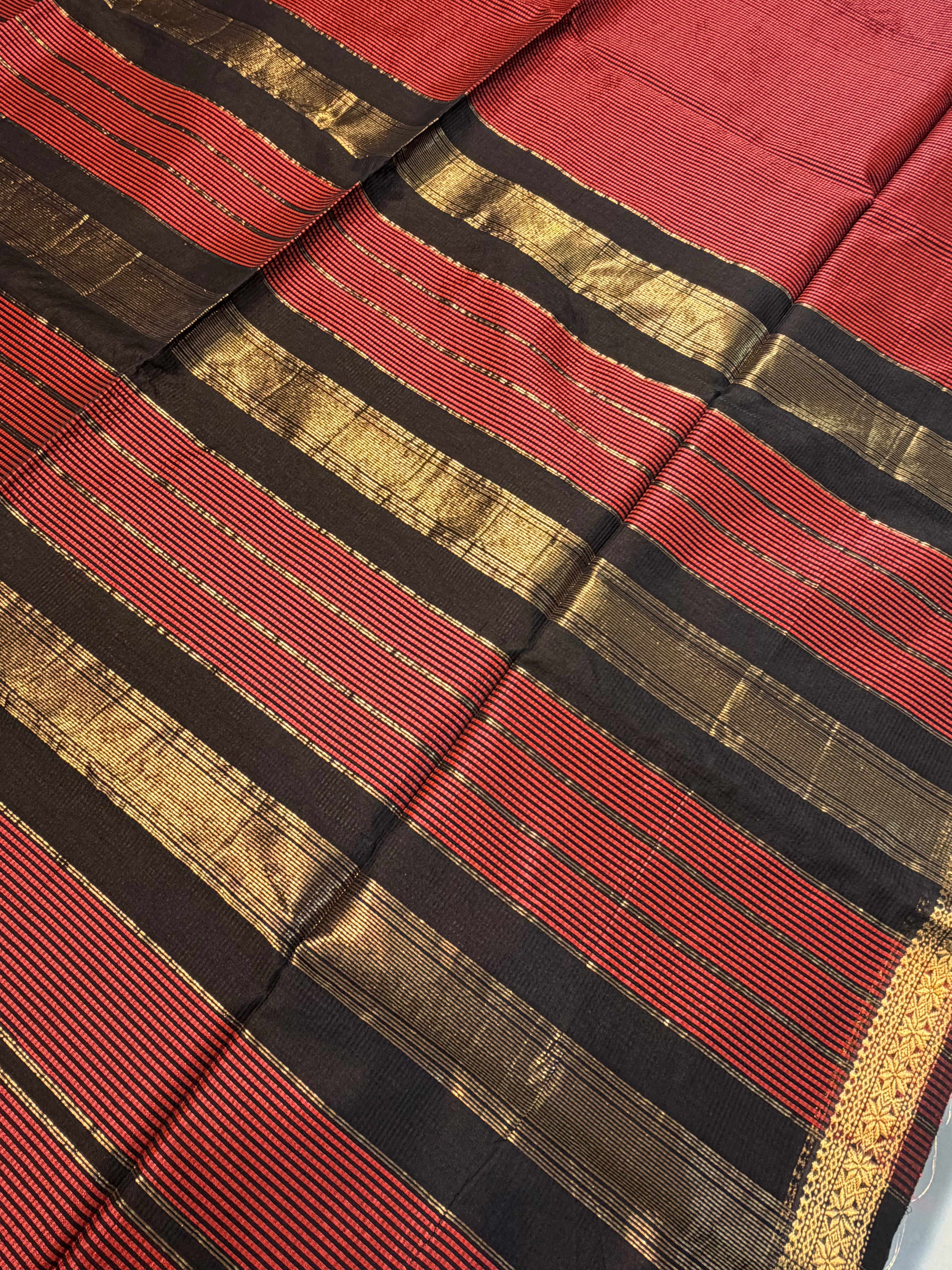 Handloom Garbhreshmi Maheshwari Saree – Pure Malbari Silk | Traditional Handwoven Elegance