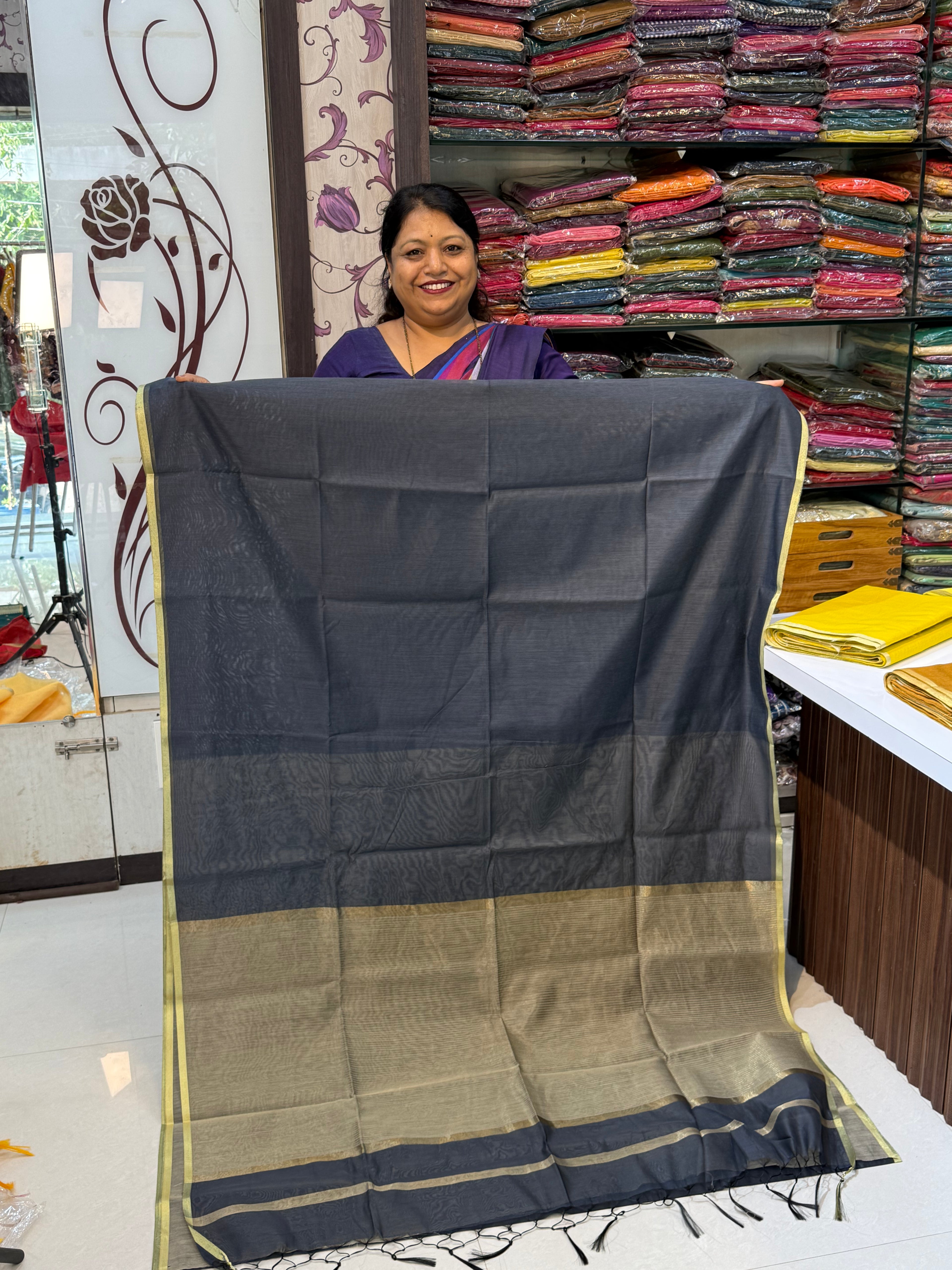 Vrinda Cotton Plain Saree – Elegant Office & Occasion Wear