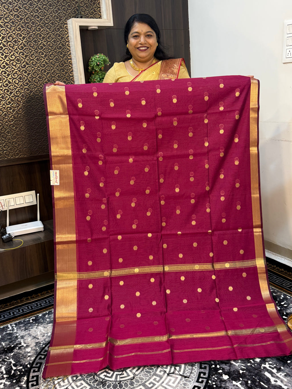 VRIN-17 | Elegant Dollar Butta Vrinda Cotton Saree