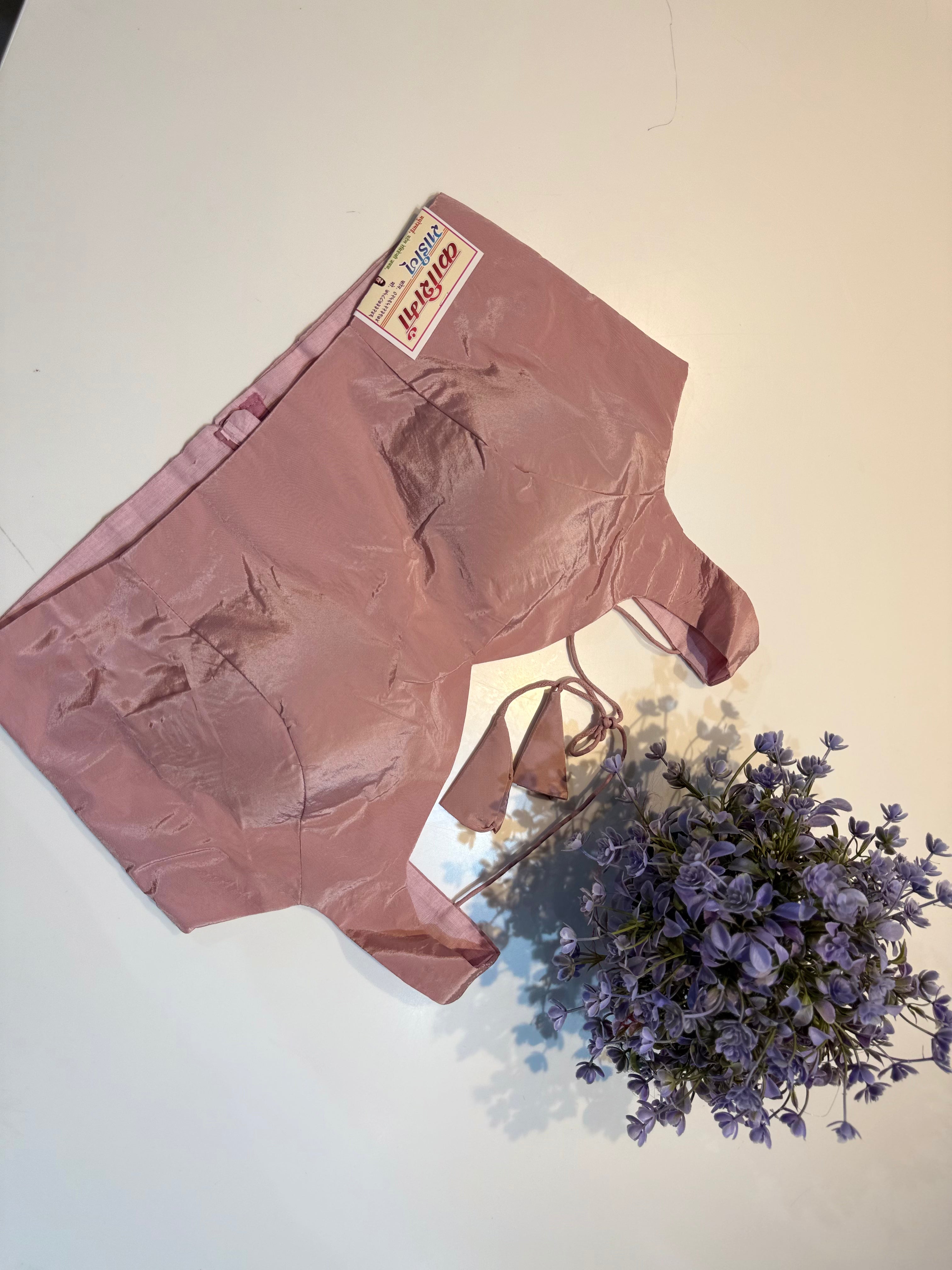 Premium Silk Sleeveless Ready Made Blouse New Launch – Premium Silk Sleeveless Blouse | Sizes 32–44