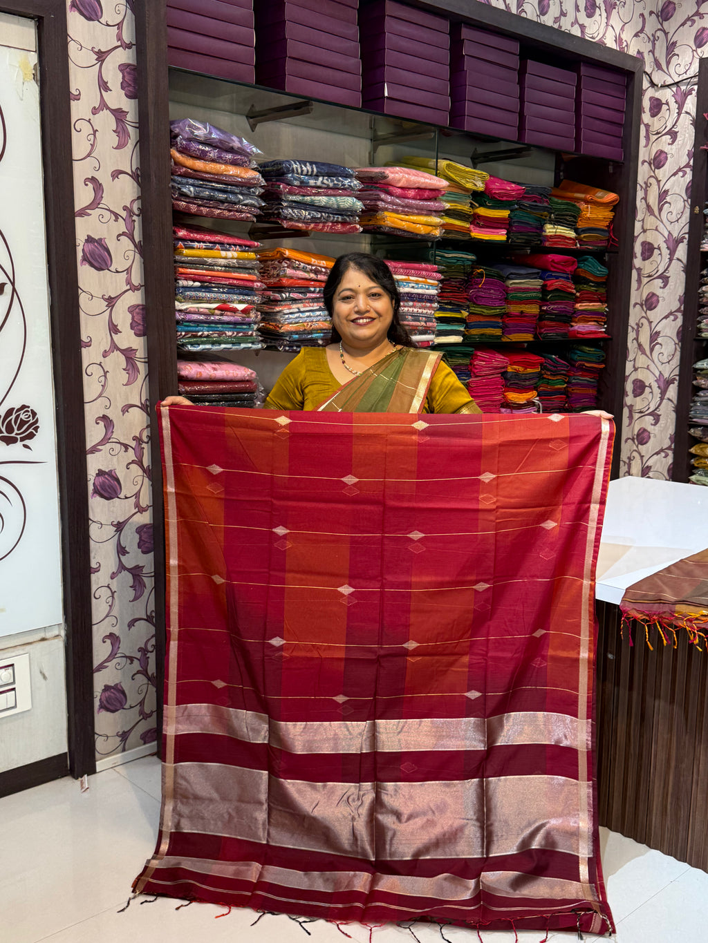 Vrinda Cotton Lining Butta Shaded Saree