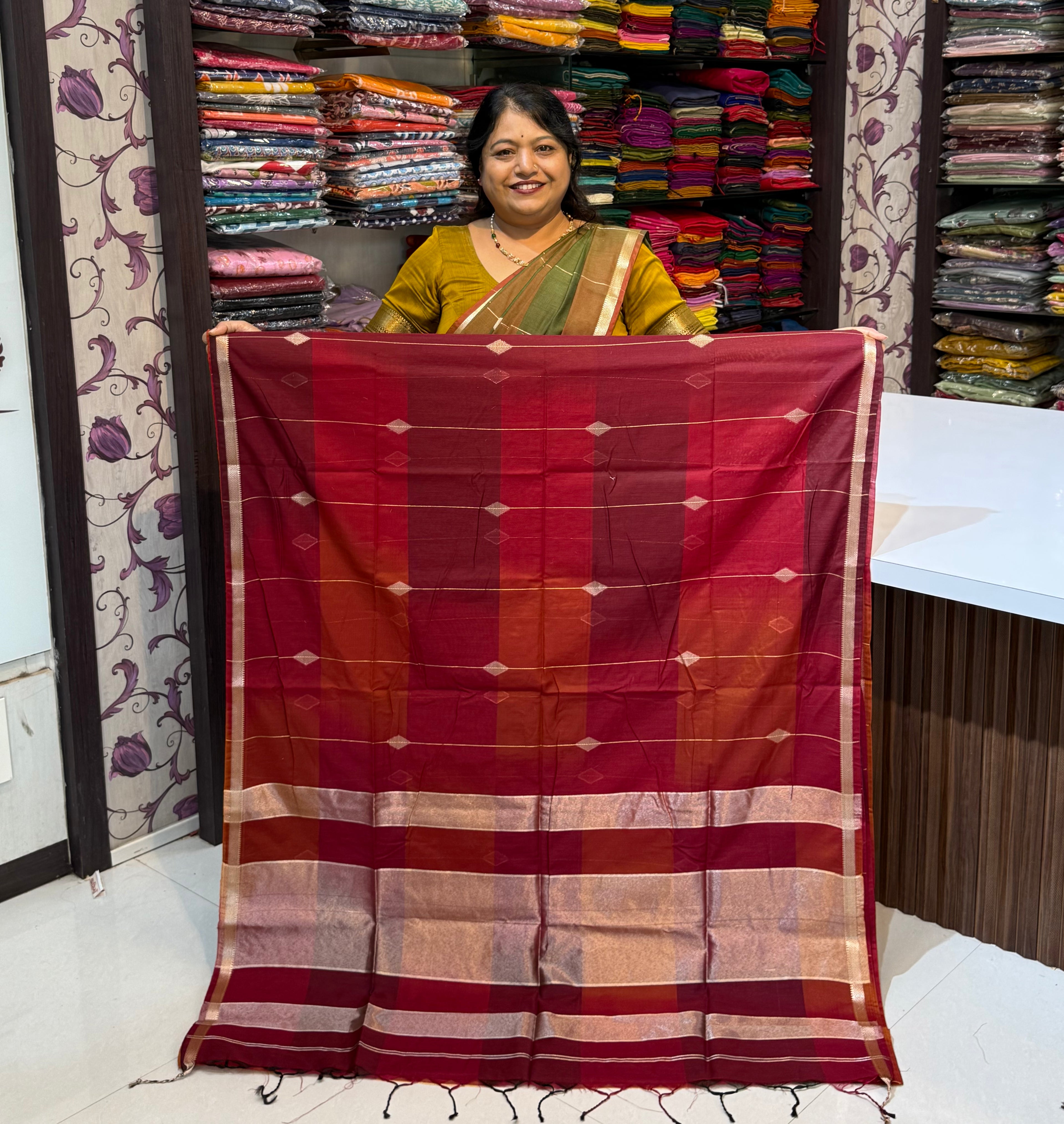 Vrinda Cotton Lining Butta Shaded Saree