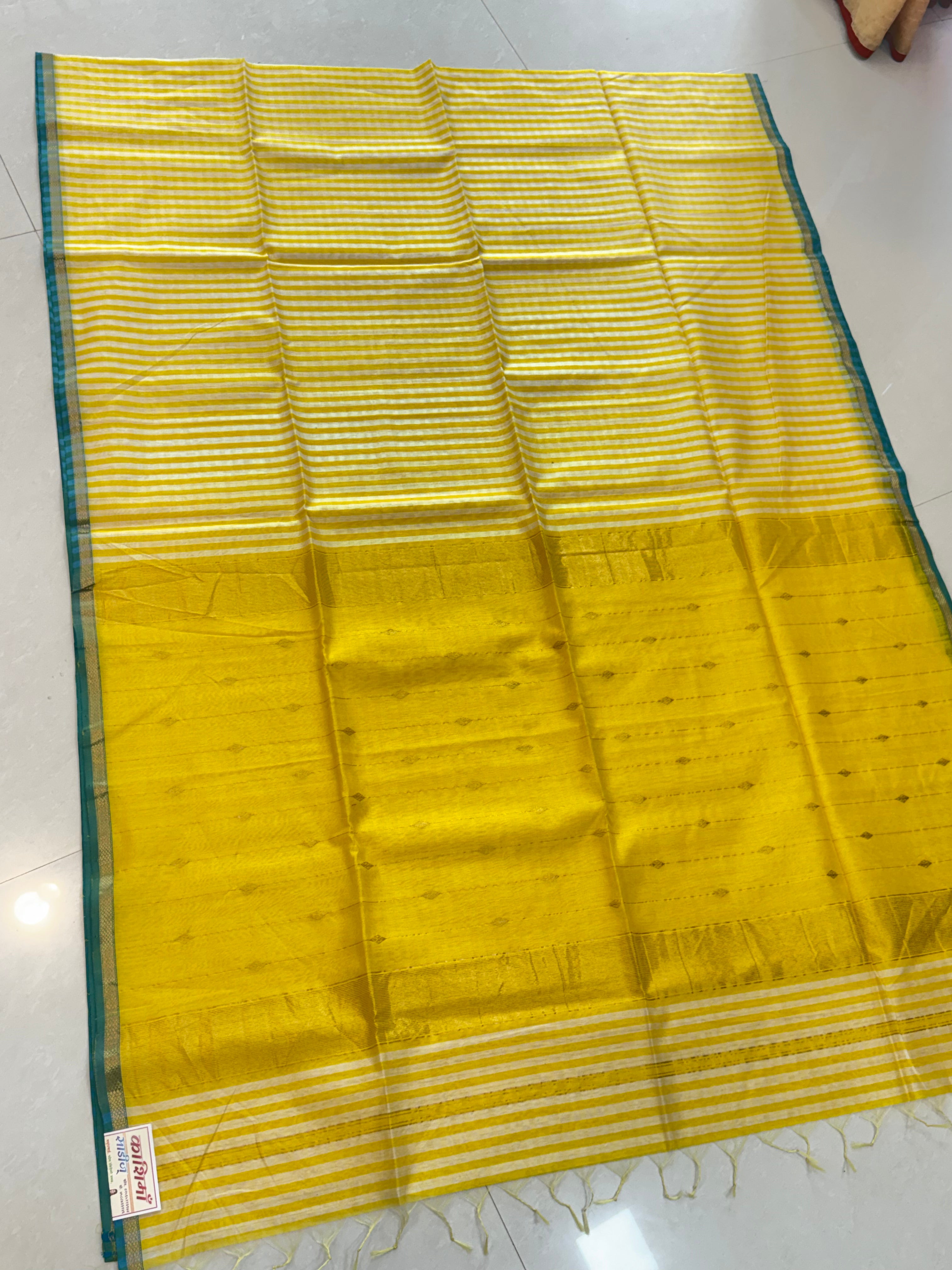Checks Maheshwari Handloom Saree – Timeless Checks, Traditional Grace