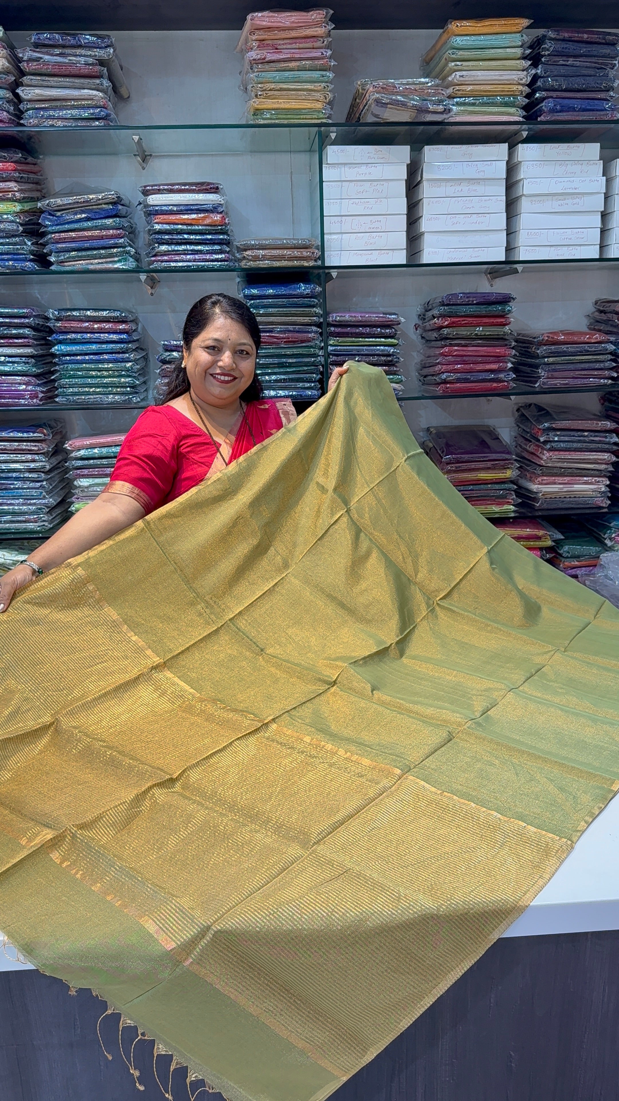 Plain Tissue Maheshwari Saree – Pure Handloom Elegance