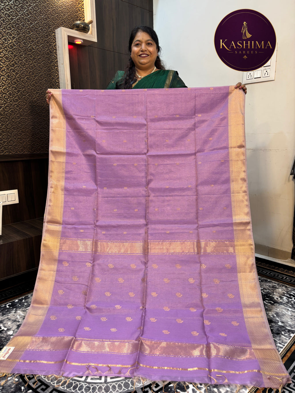 MAH 01. Maheshwari Tissue Contrast Flower Butta Saree