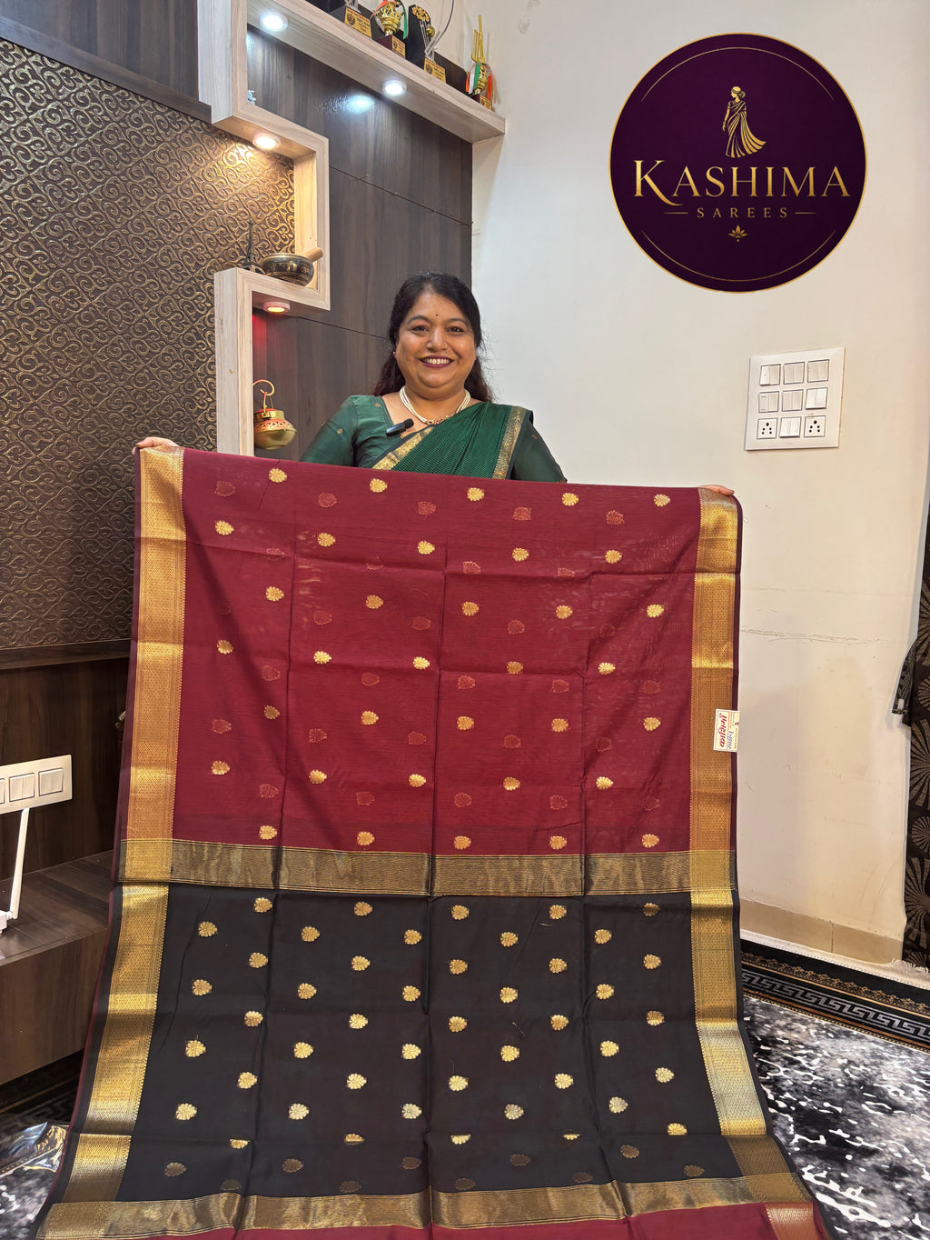 VRIN-04 | Contrast Combination Small Butta Saree