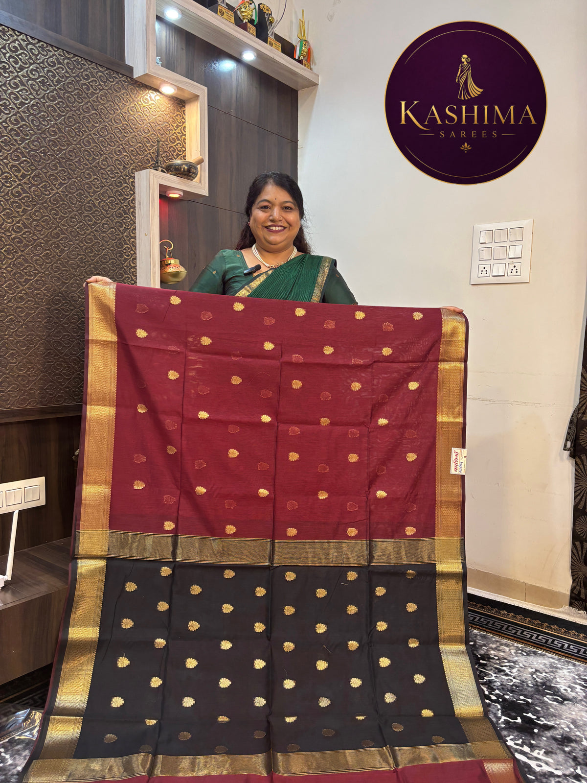 VRIN-04 | Contrast Combination Small Butta Saree