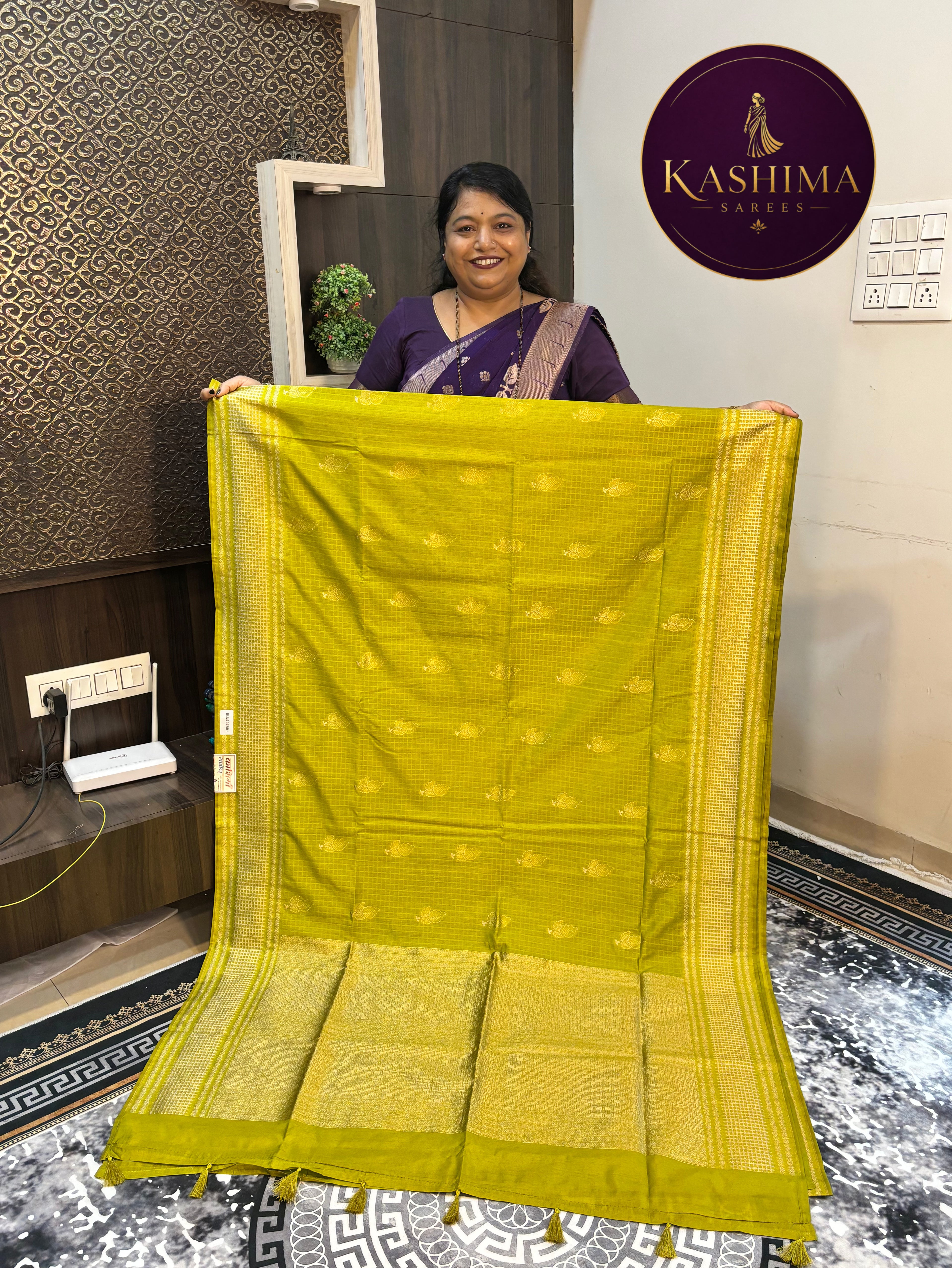 BAN-02 | Banarasi Zari Jute Leaves Butta Saree