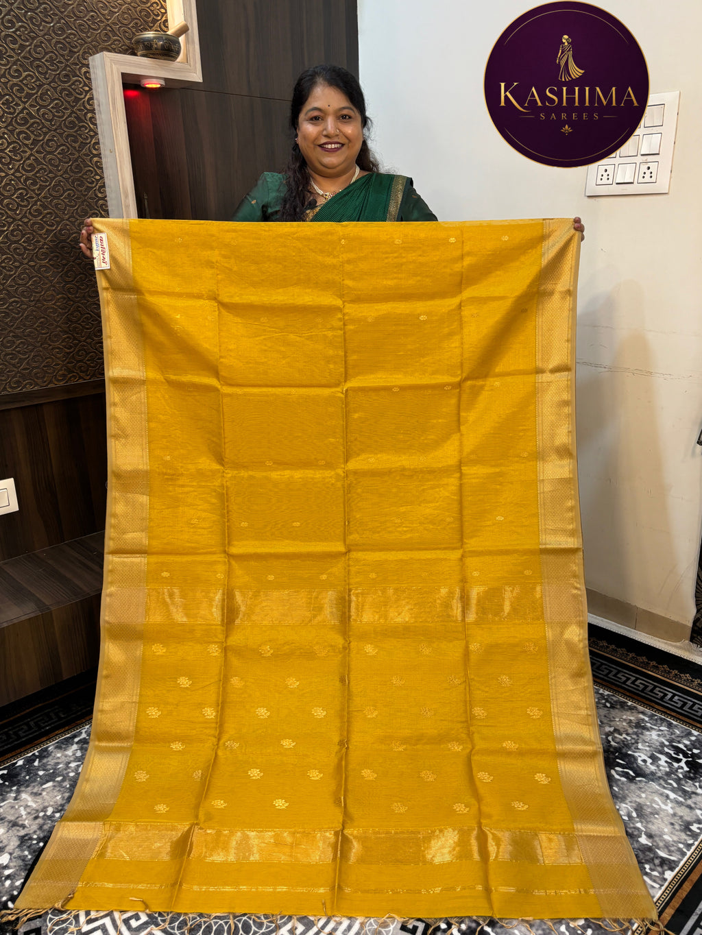 MAH 01. Maheshwari Tissue Contrast Flower Butta Saree